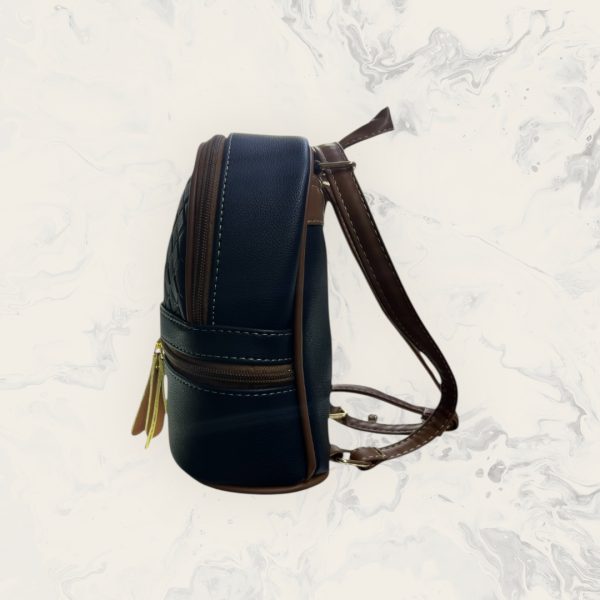 Mini mochila de cuero sintético trenzado - Imagen 3